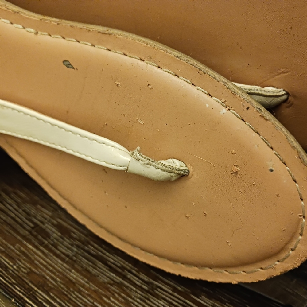 Montego Bay Club T-Strap Sandals sz 8 - Picture 8 of 8